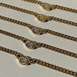 Vintage Styles For Her